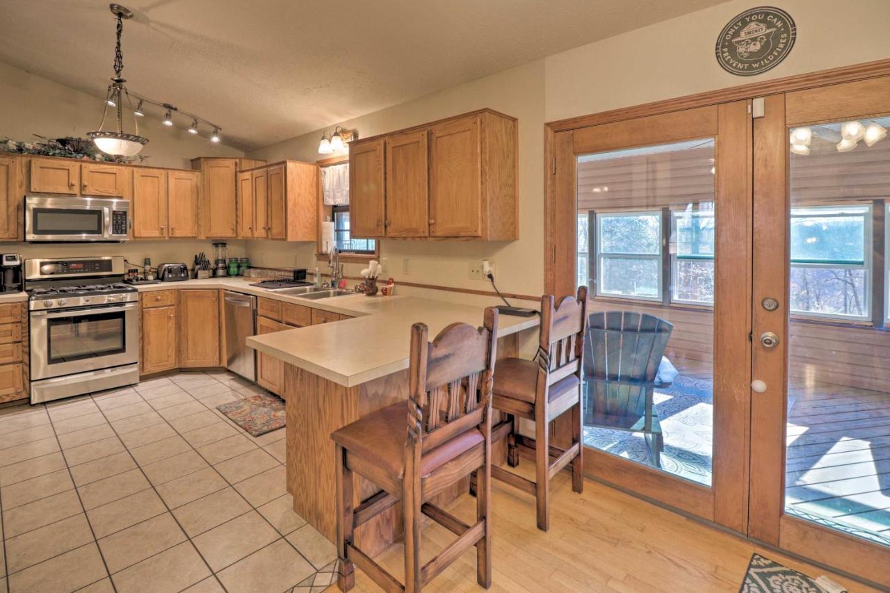 Secluded Marble Falls Family Home With Mtn Views! المظهر الخارجي الصورة
